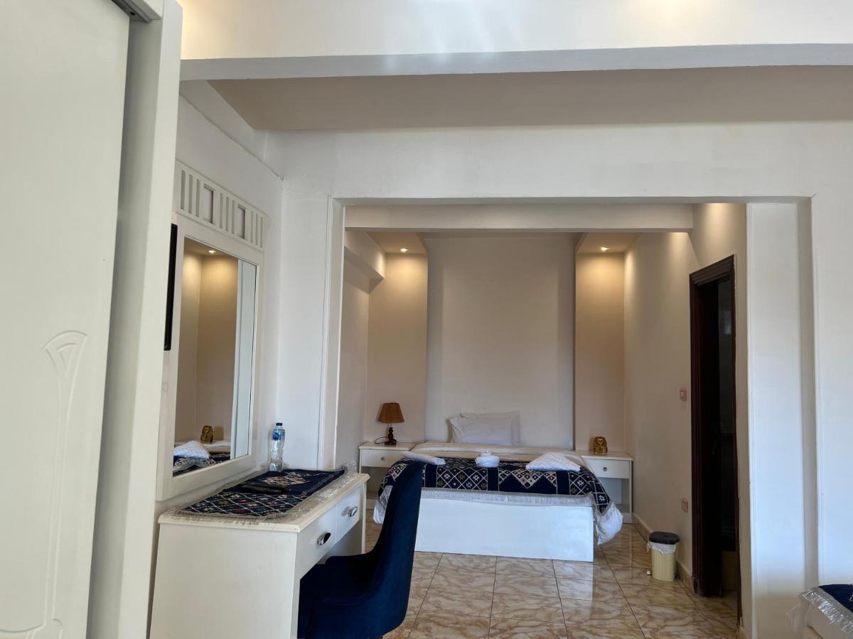 Pyramids Top Success Result Kafrat al Jabal Exterior foto